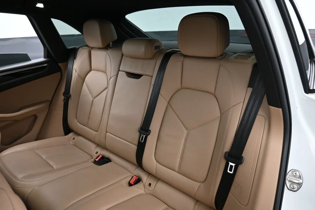 2023 Porsche Macan T interior, seats, Black/Mojave Beige