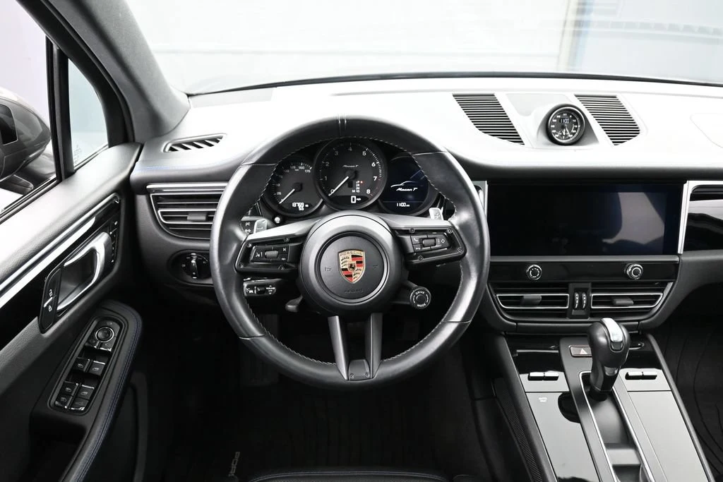 2023 Porsche Macan T interior, dashboard, Black