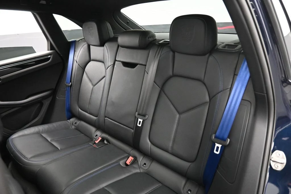 2023 Porsche Macan T interior, seats, Black