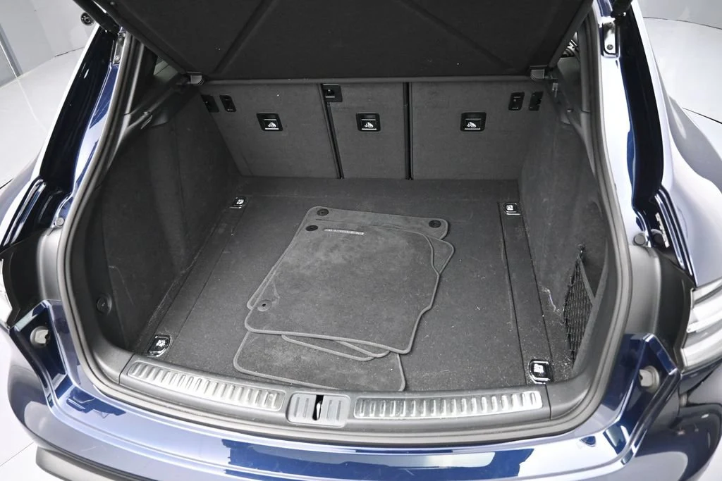 2023 Porsche Macan T trunk