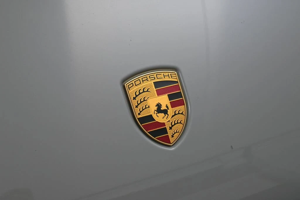2023 Porsche Macan T, detail