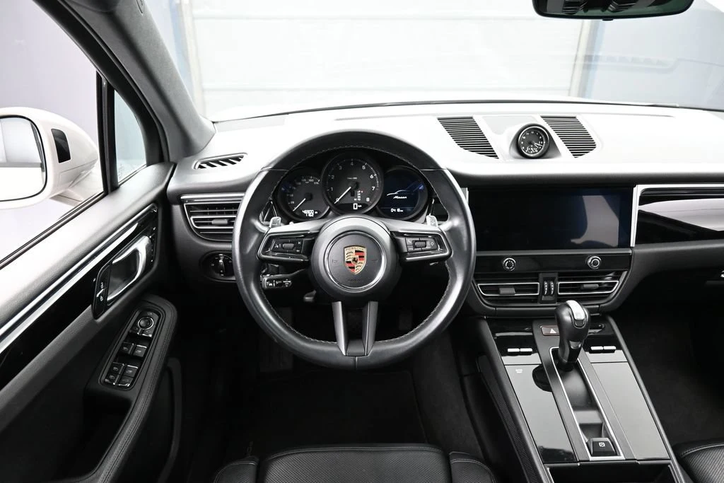 2023 Porsche Macan T interior, dashboard, Black