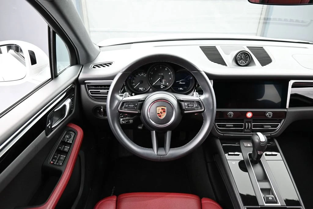 2023 Porsche Macan T interior, dashboard, Black/Bordeaux Red