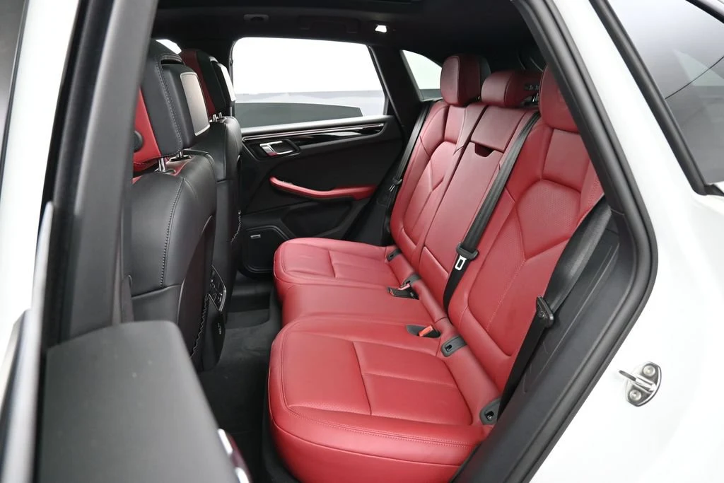 2023 Porsche Macan T interior, seats, Black/Bordeaux Red