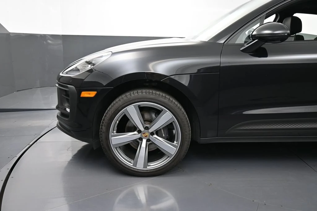 2024 Porsche Macan for sale, exterior, Black