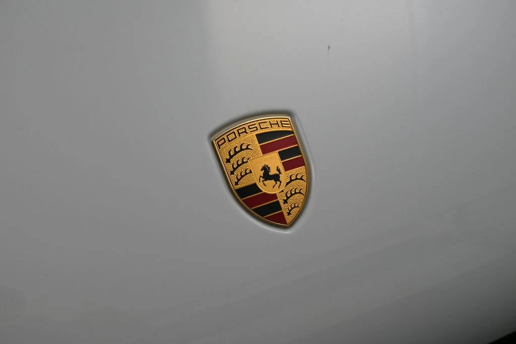 2024 Porsche Macan S, detail