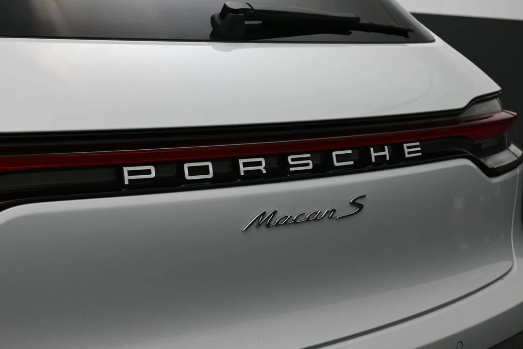 2024 Porsche Macan S, detail