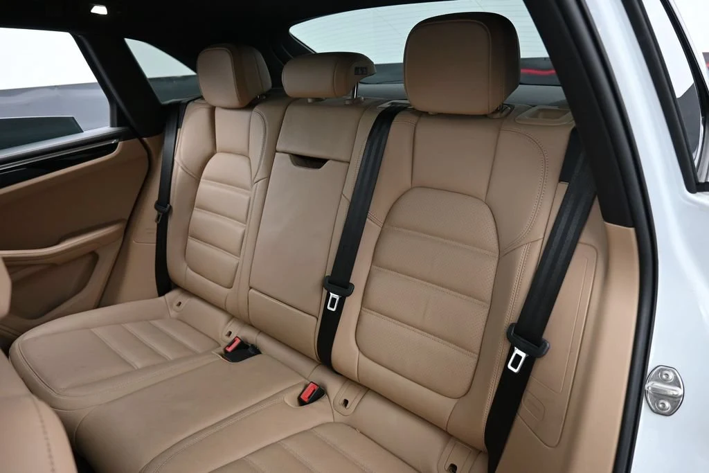 2024 Porsche Macan S interior, seats, Black/Mojave Beige