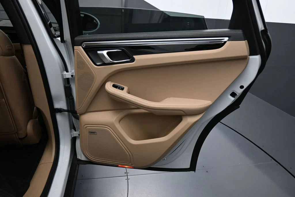 2024 Porsche Macan S interior, door panel, Black/Mojave Beige