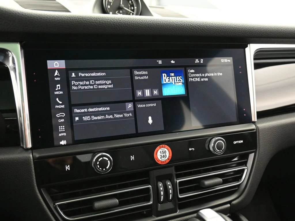 2025 Porsche Macan interior, dashboard, Black