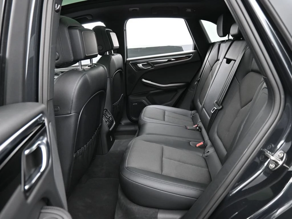2025 Porsche Macan interior, seats, Black