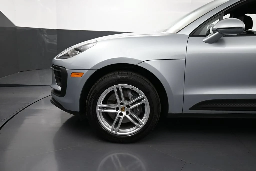 2025 Porsche Macan for sale, exterior, Silver