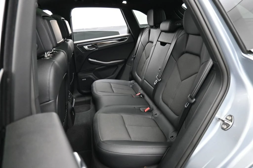 2025 Porsche Macan interior, seats, Black