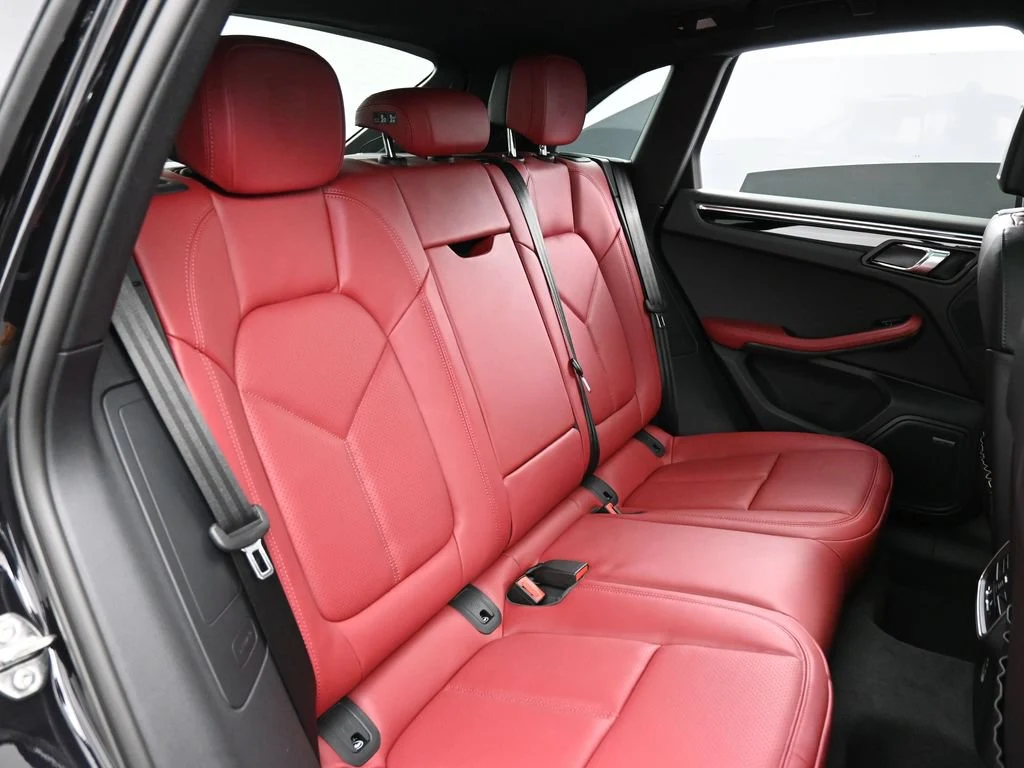 2026 Porsche Macan S interior, seats, Black/Bordeaux Red