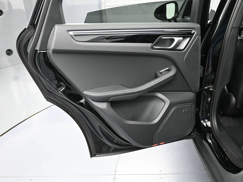 2026 Porsche Macan interior, door panel, Black