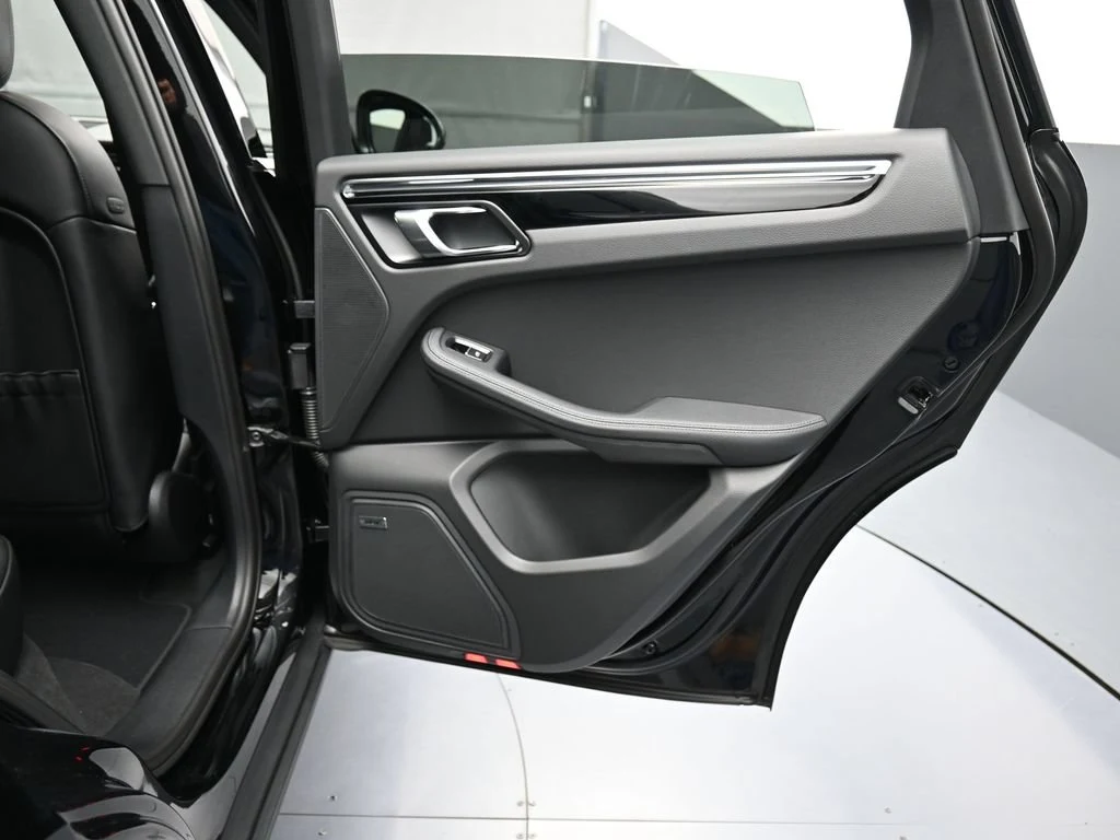 2026 Porsche Macan interior, door panel, Black