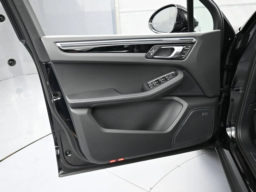 2026 Porsche Macan S interior, door panel, Black