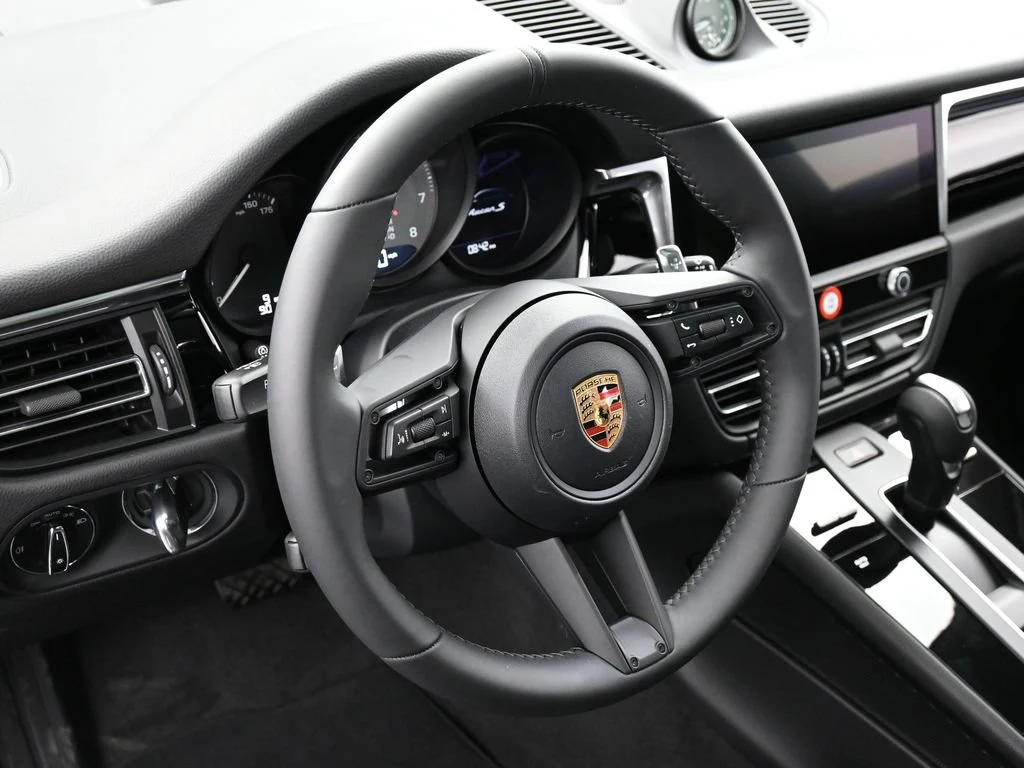 2026 Porsche Macan S interior, Black