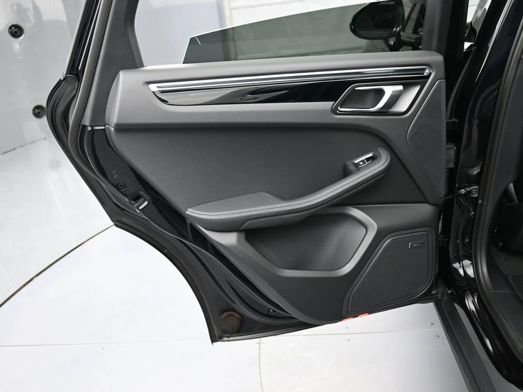 2026 Porsche Macan S interior, door panel, Black