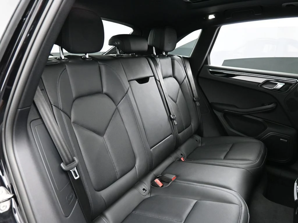 2026 Porsche Macan S interior, seats, Black