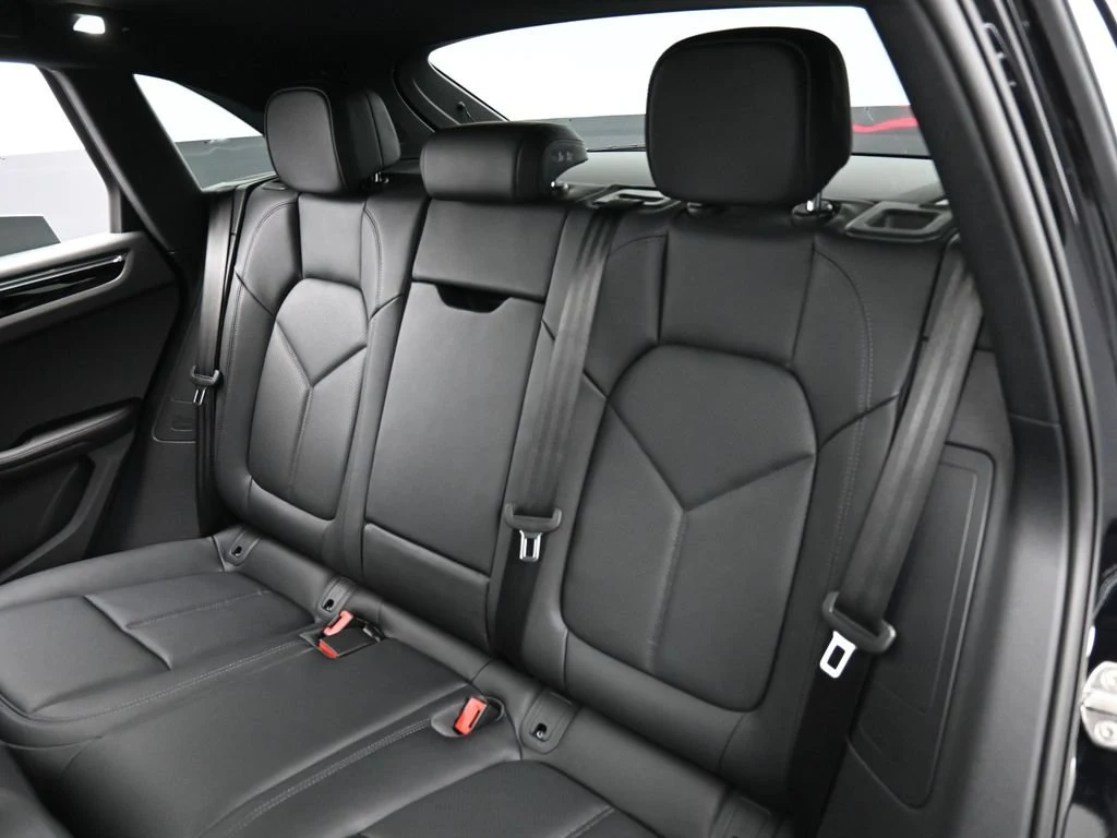 2026 Porsche Macan S interior, seats, Black