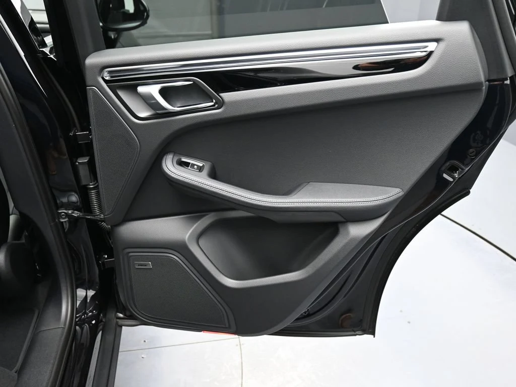 2026 Porsche Macan S interior, door panel, Black