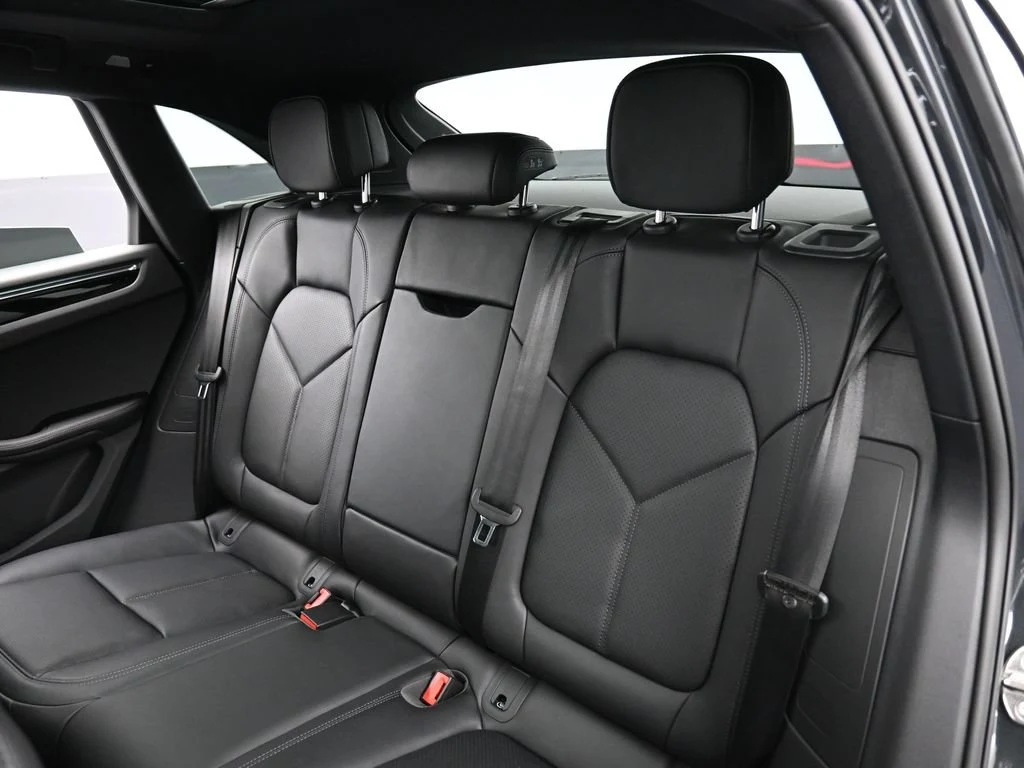 2026 Porsche Macan S interior, seats, Black
