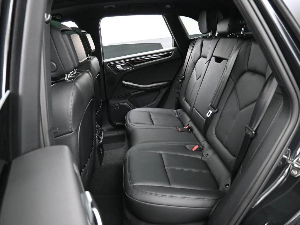 2026 Porsche Macan S interior, seats, Black