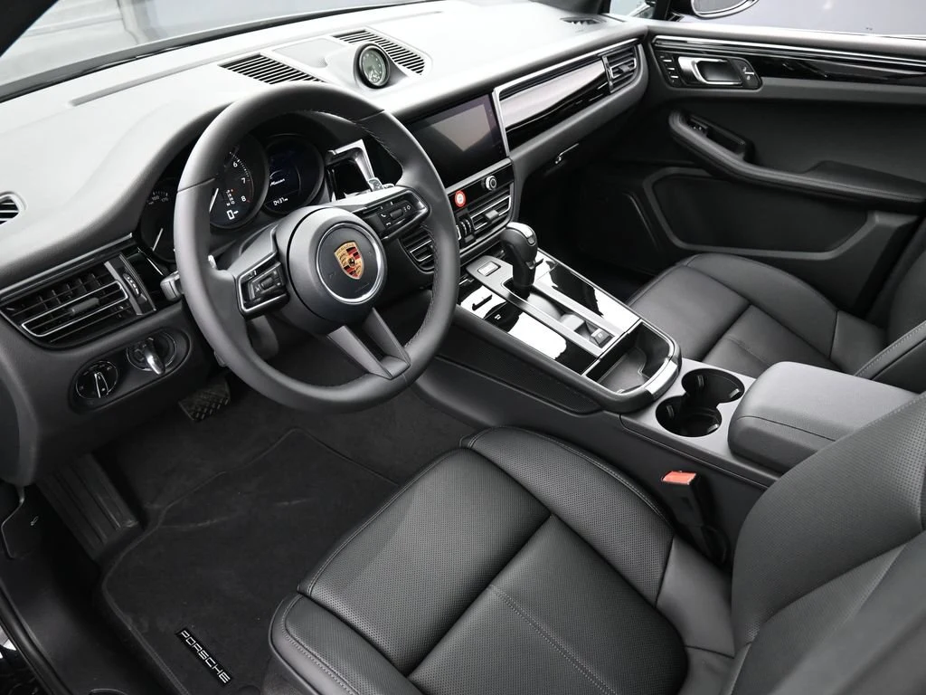 2026 Porsche Macan interior, Black