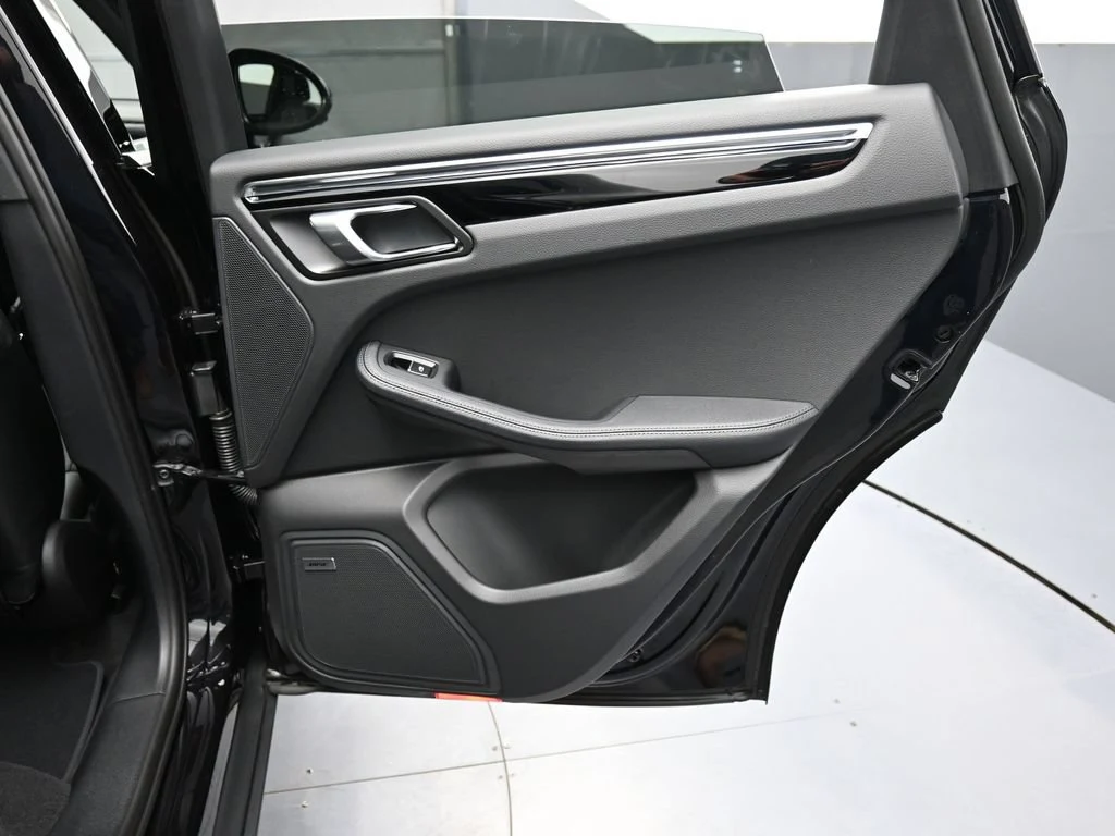 2026 Porsche Macan interior, door panel, Black