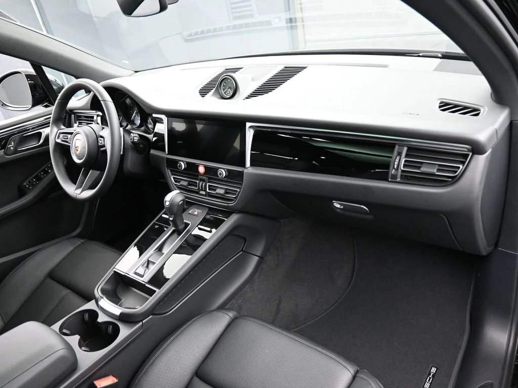 2026 Porsche Macan interior, Black