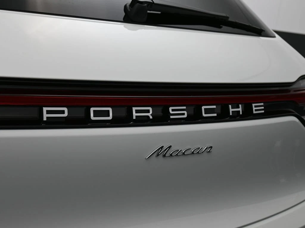 2026 Porsche Macan, detail