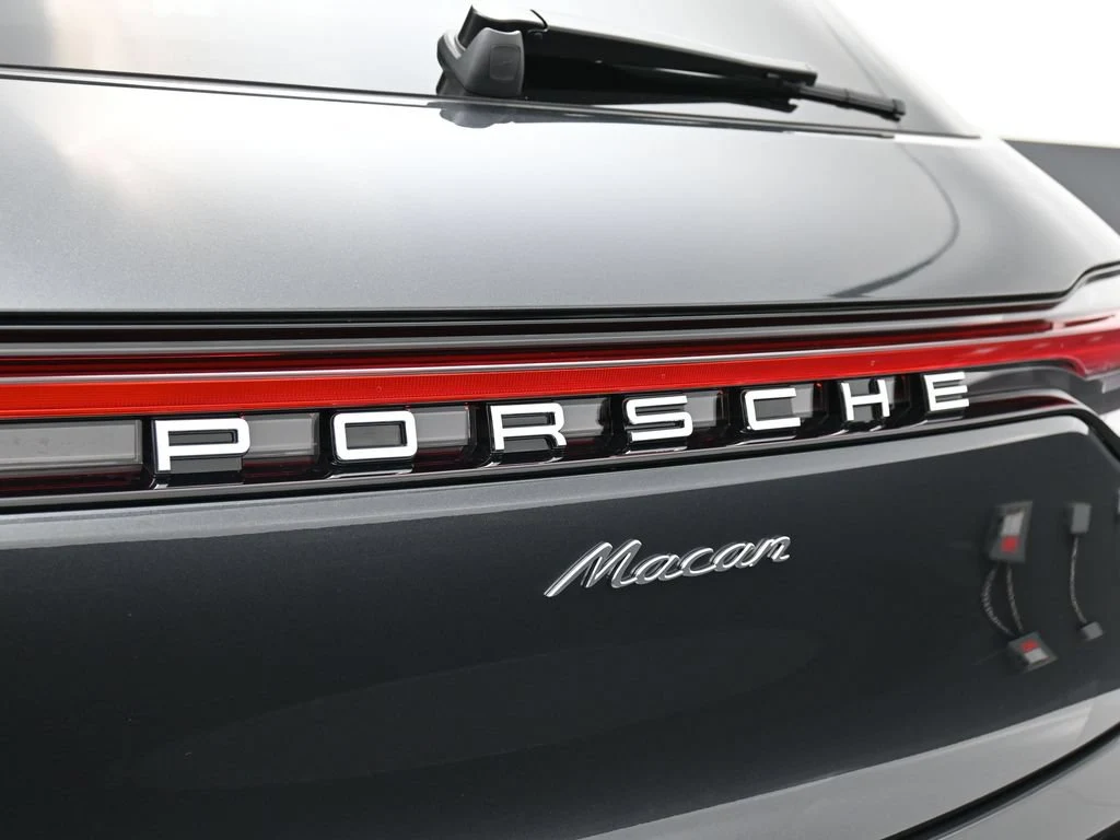 2026 Porsche Macan, detail