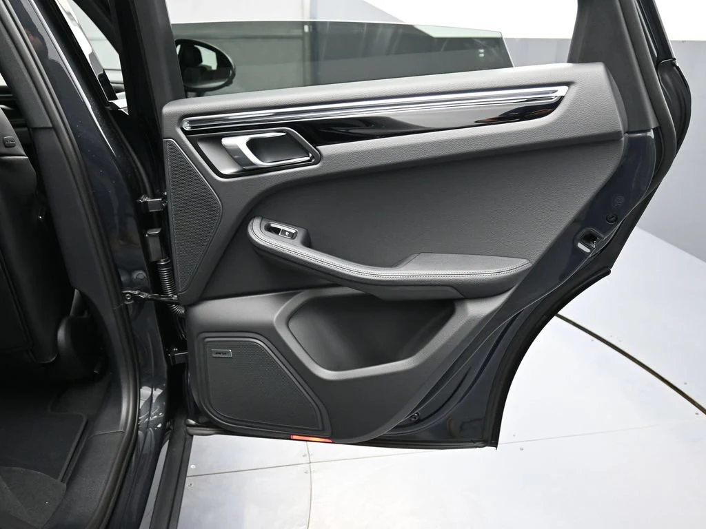 2026 Porsche Macan interior, door panel, Black