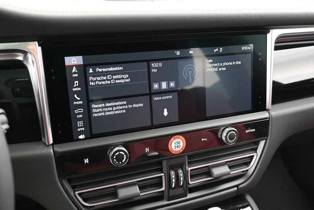 2026 Porsche Macan S interior, dashboard