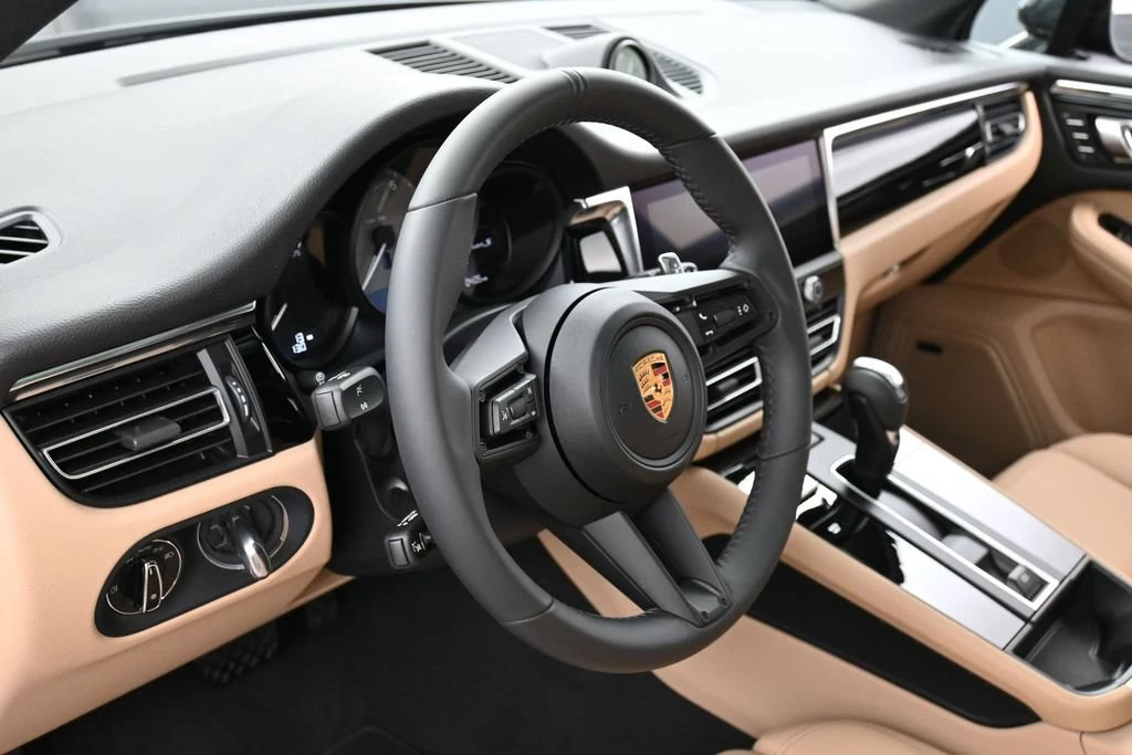 2026 Porsche Macan S interior, Black/Mojave Beige