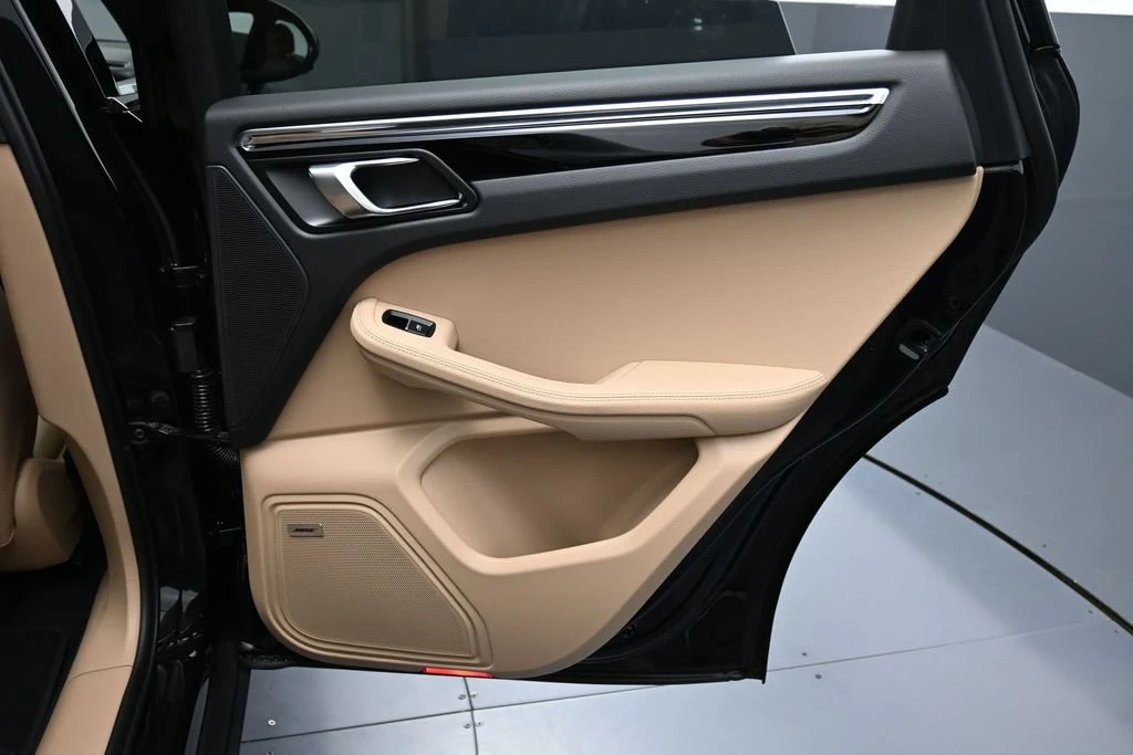 2026 Porsche Macan S interior, door panel, Black/Mojave Beige