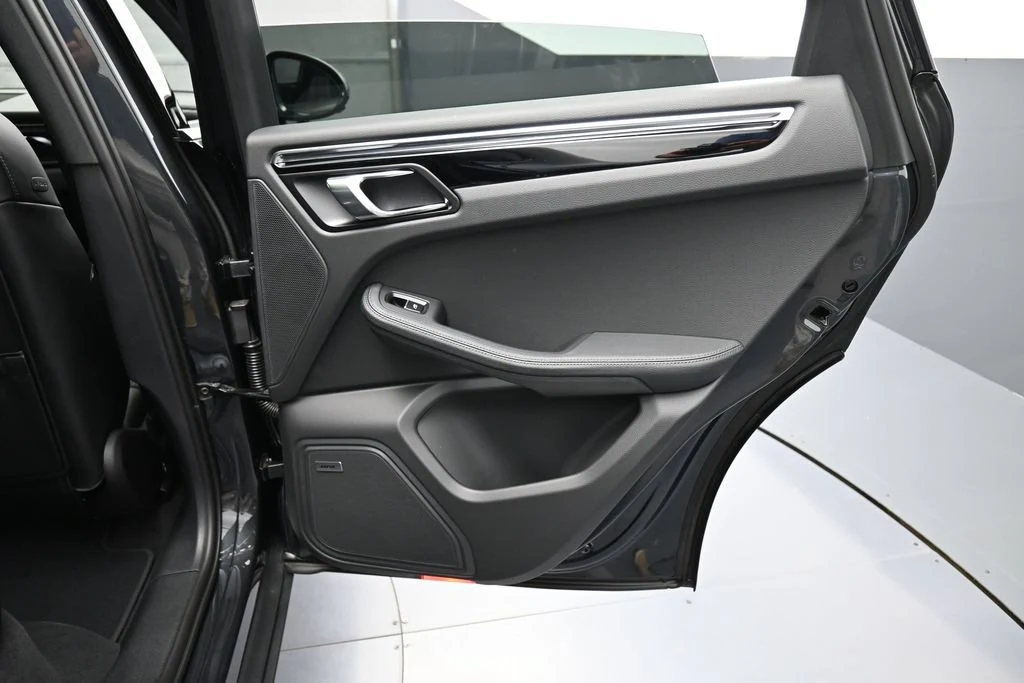 2026 Porsche Macan interior, door panel, Black