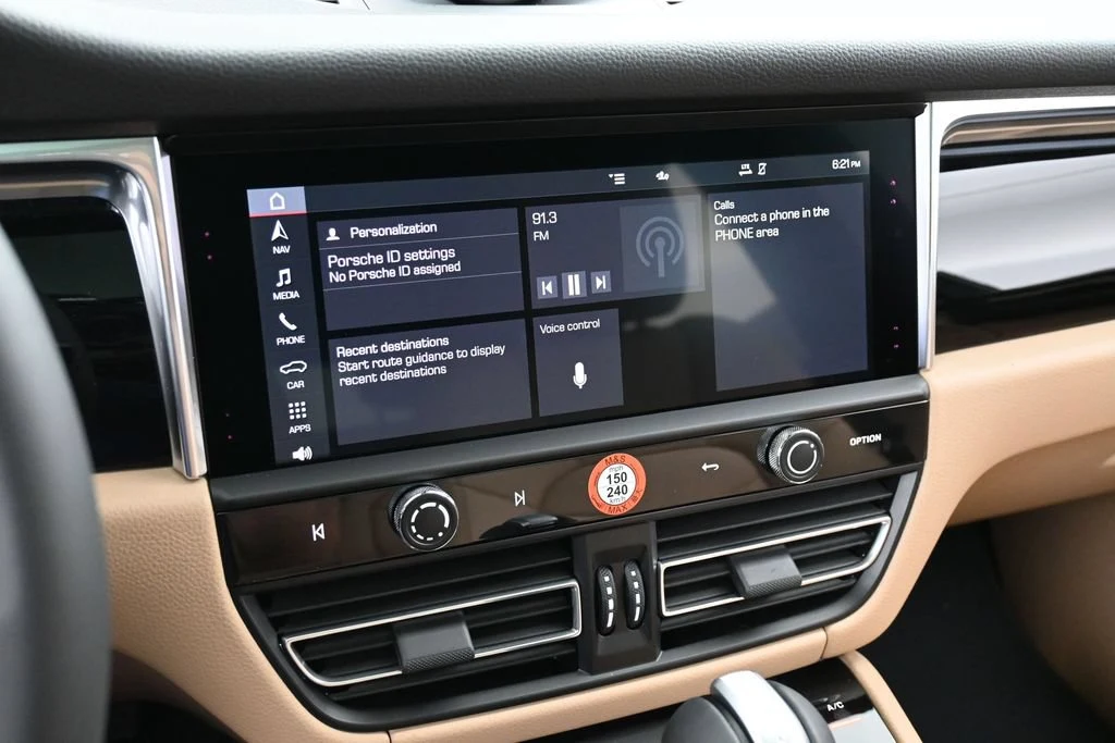 2026 Porsche Macan interior, dashboard, Black/Mojave Beige