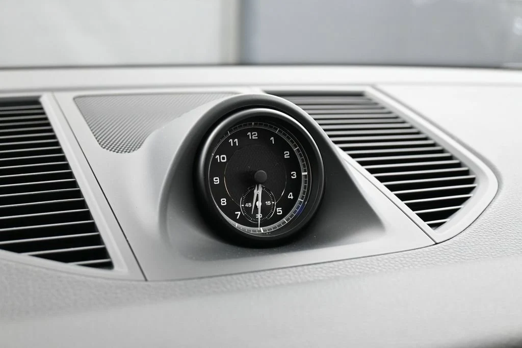 2026 Porsche Macan interior, center console, Black