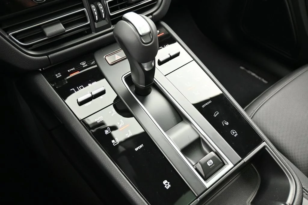 2026 Porsche Macan interior, center console, Black