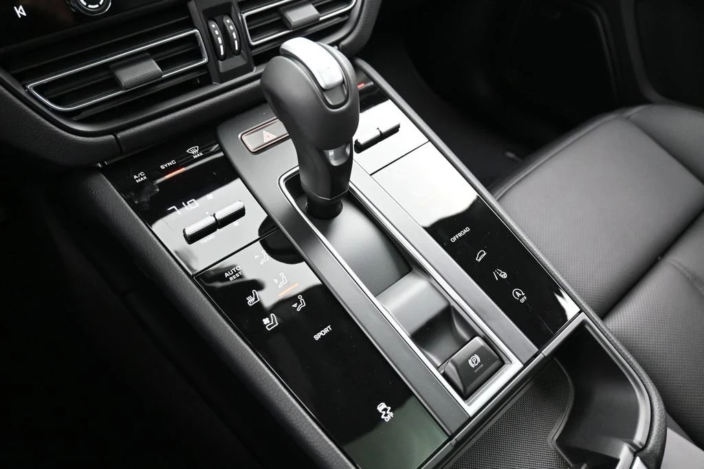 2026 Porsche Macan interior, center console, Black