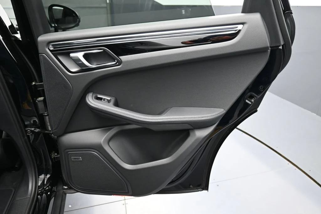 2026 Porsche Macan interior, door panel, Black