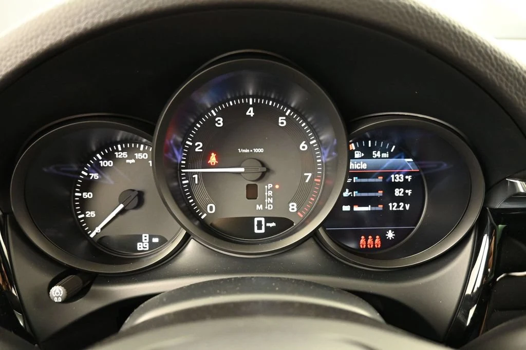 2026 Porsche Macan interior, Black