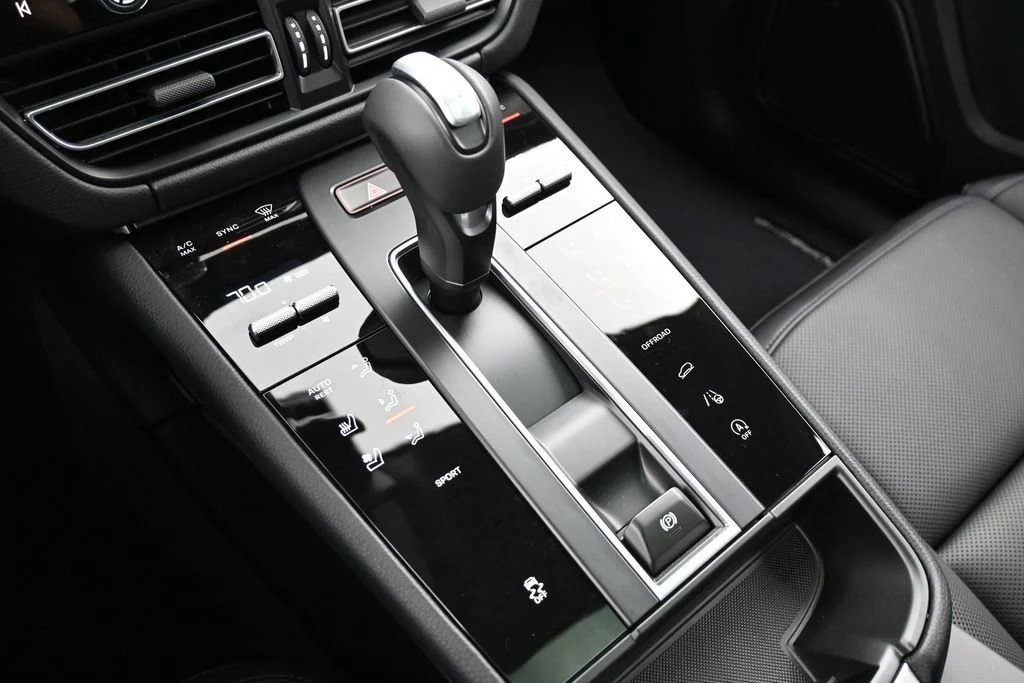 2026 Porsche Macan interior, center console, Black
