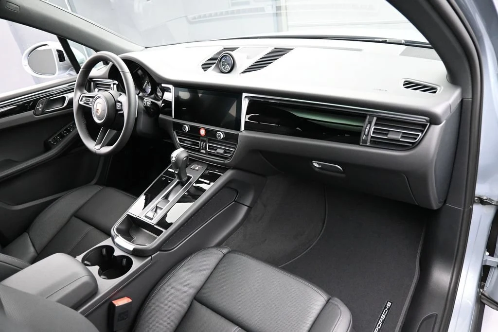 2026 Porsche Macan interior, Black