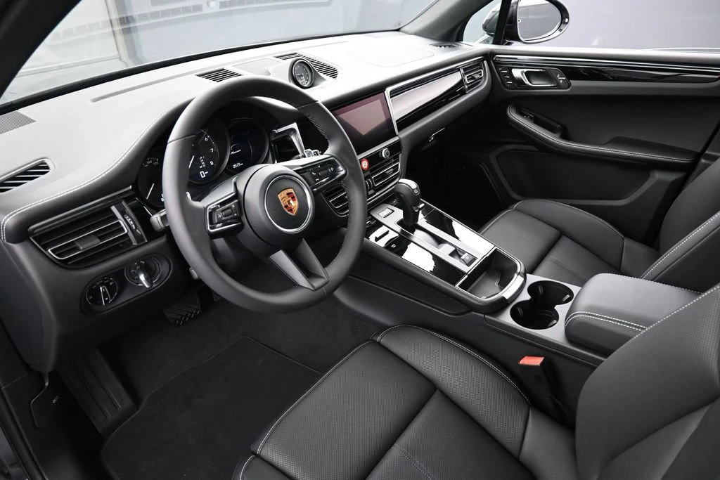 2026 Porsche Macan interior, Black