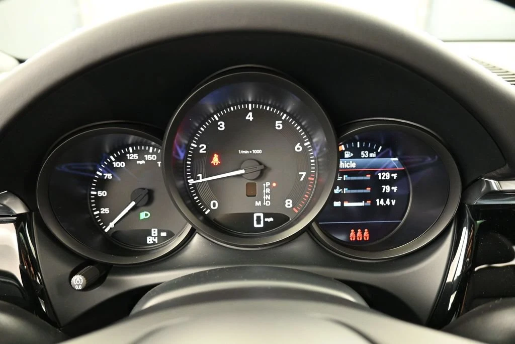 2026 Porsche Macan interior, Black