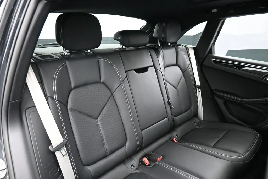 2026 Porsche Macan interior, seats, Black