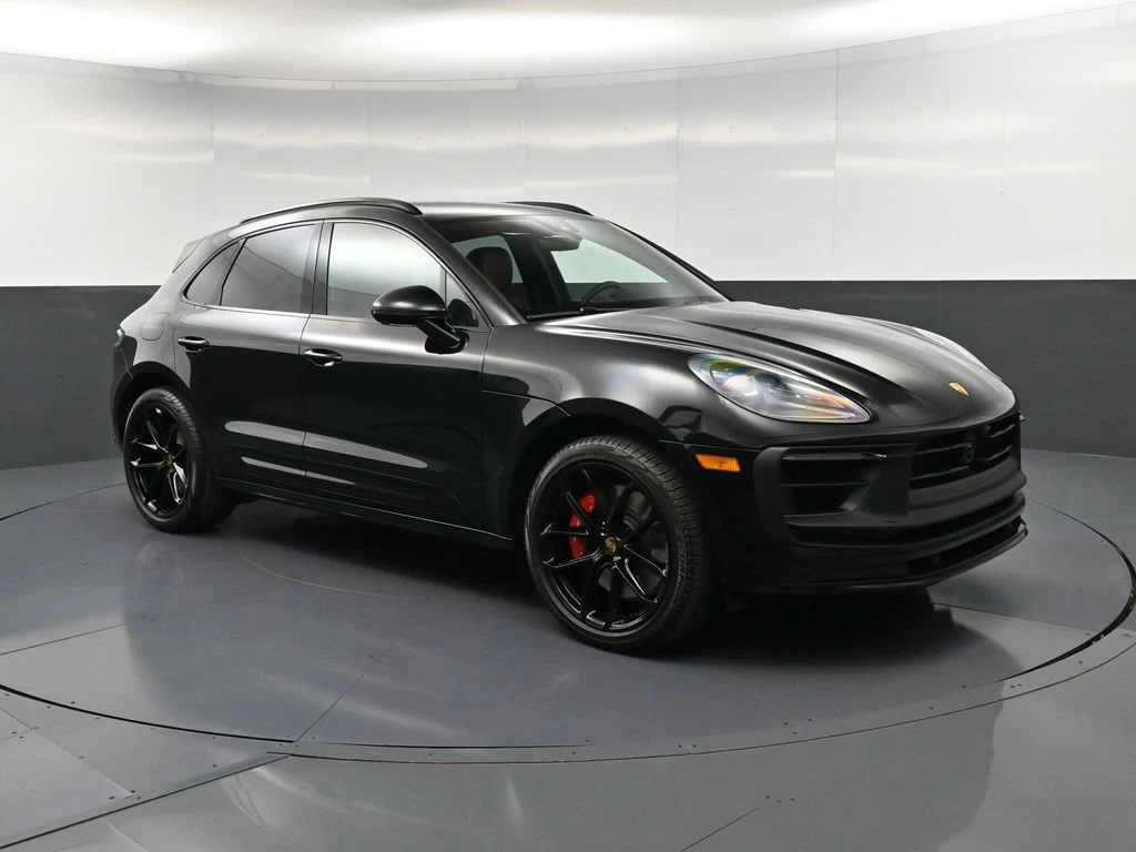 2026 Porsche Macan GTS for sale, front three-quarter view, Black